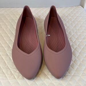 Crocs Brooklyn Pointed Flat Color Cassis Women’s Size 11